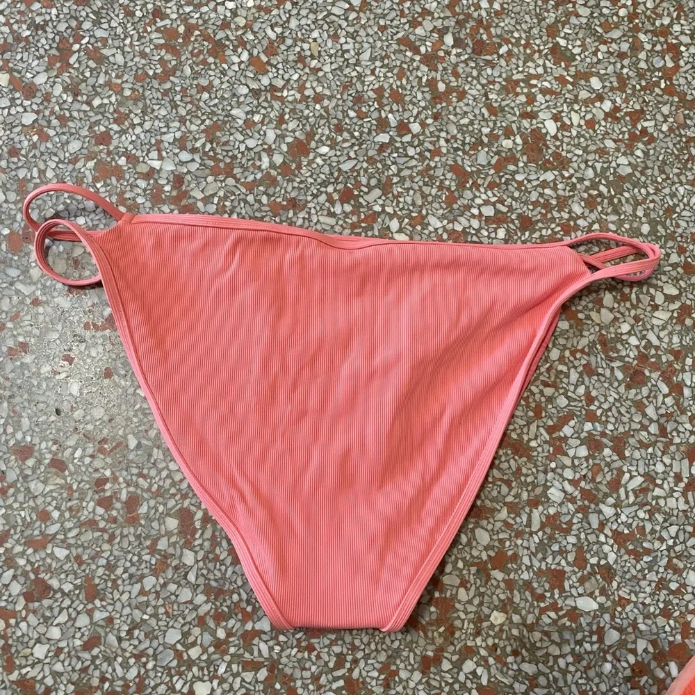 Bikini bottom